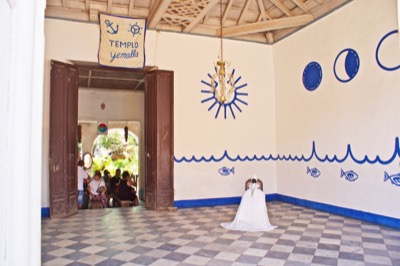 Santeria temple trinidad cuba — Anónimo (arte popular afrocubano)