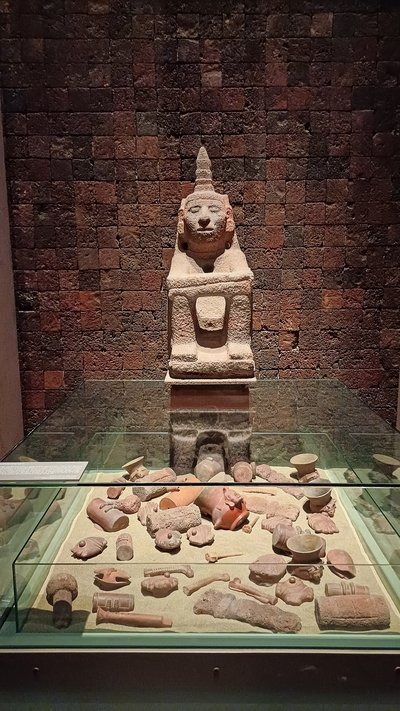Statue of Macuilxóchitl - Aztecs — Arte azteca