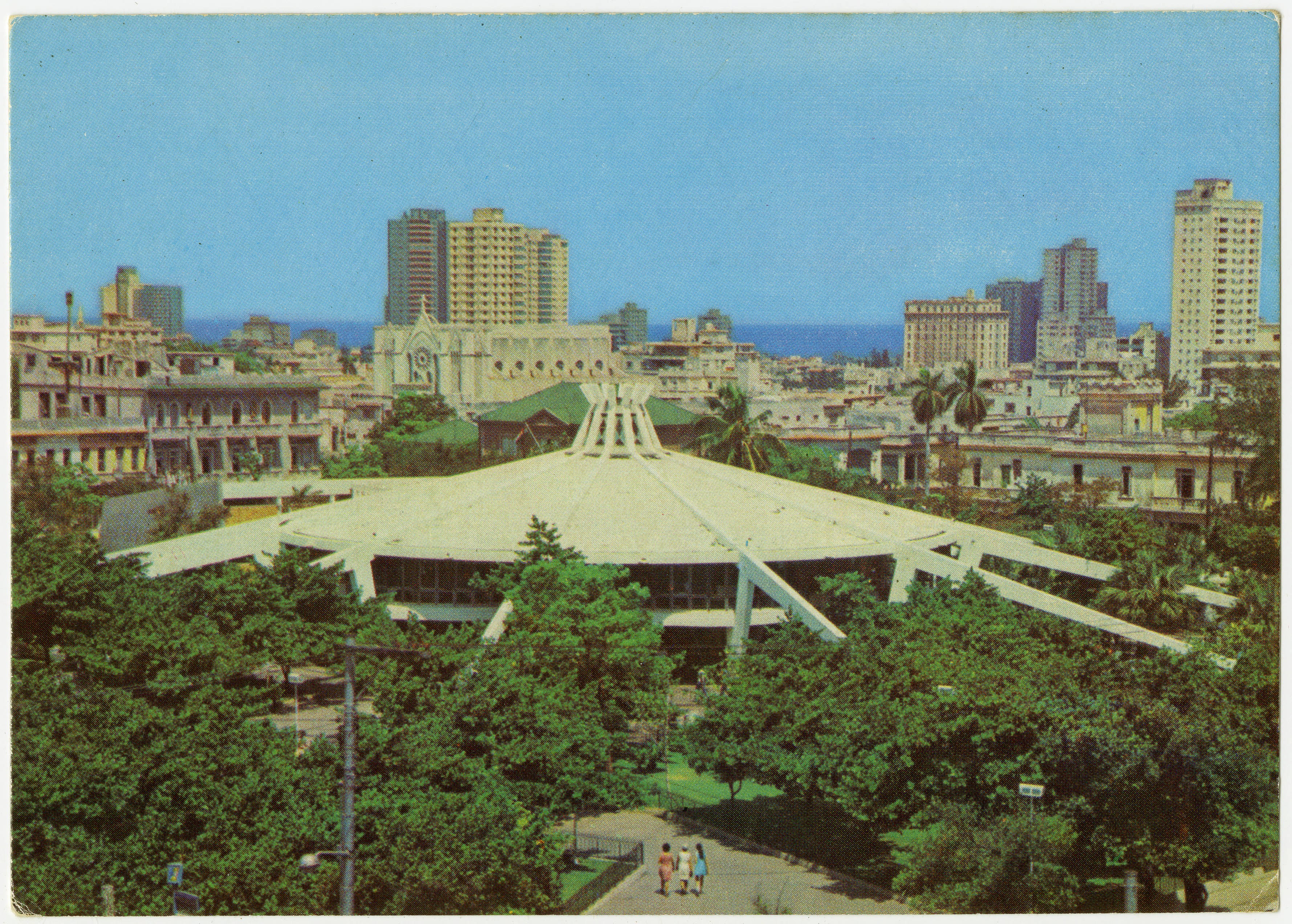 Vista aérea de la heladería Coppelia en La Habana, Cuba