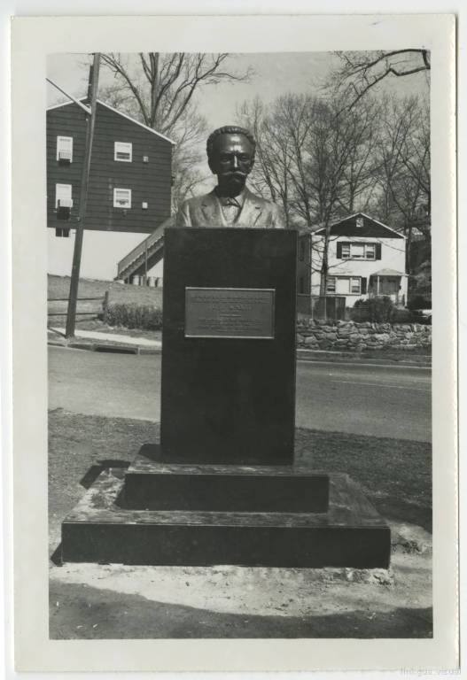 Busto de José Martí en Port Chester, nueva York