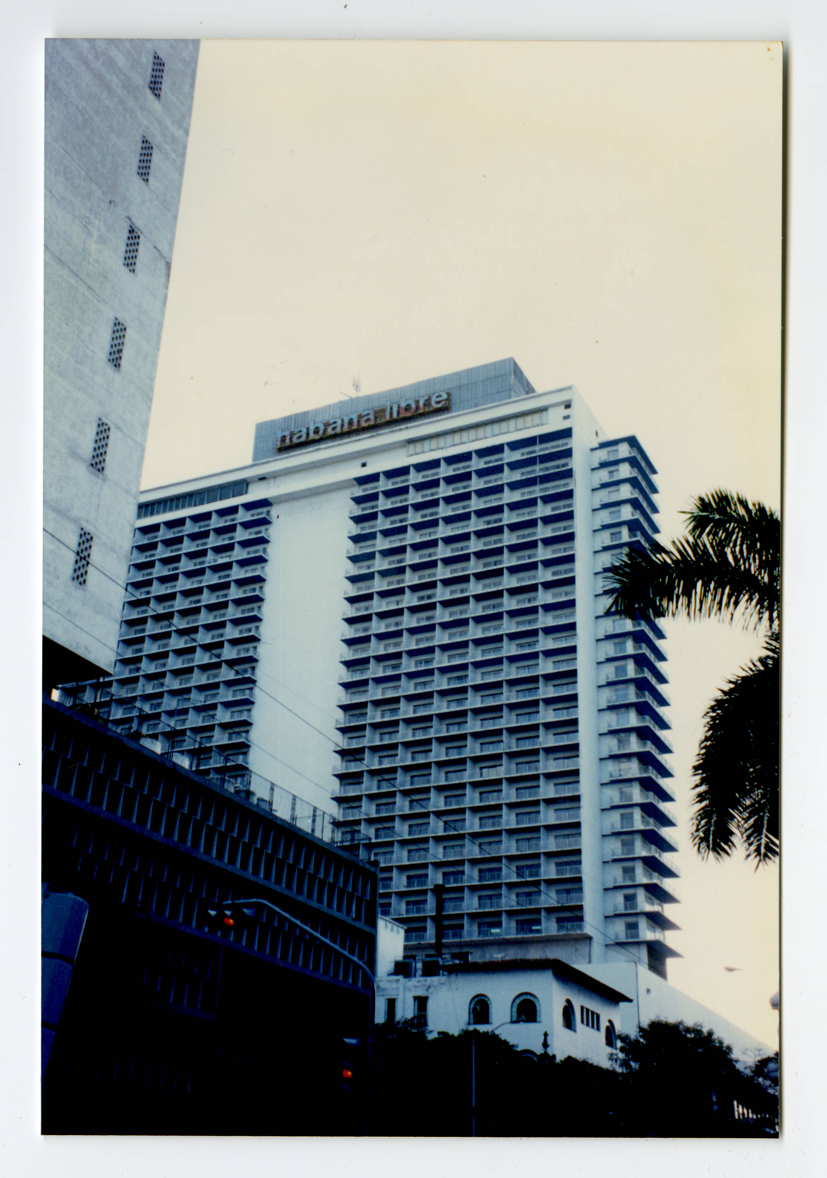 Habana Libre Hotel in Havana, Cuba — Anónimo