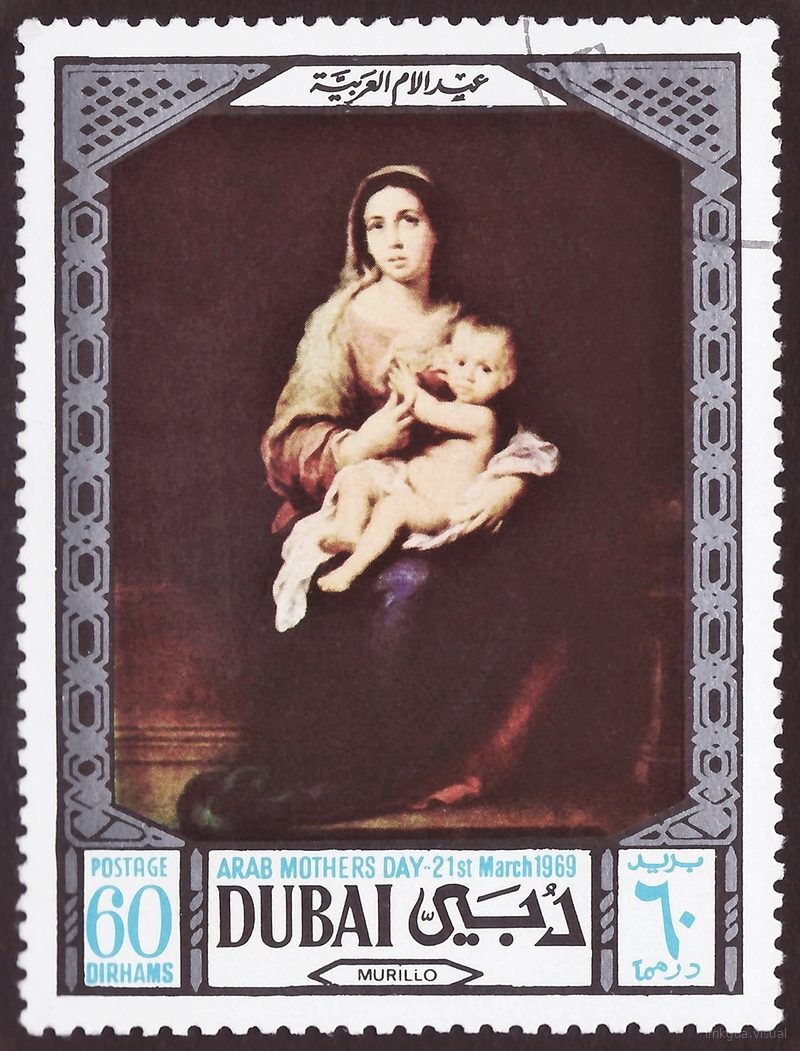 Sello postal de Dubái de 1969 con la Virgen y el Niño de Murillo