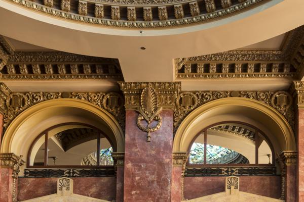 Wall and ceiling details in the Dome Bar of the Hotel Camino Real in el Paso, Texas — No identificado