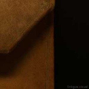 Detalle de textura o sombra en madera antigua