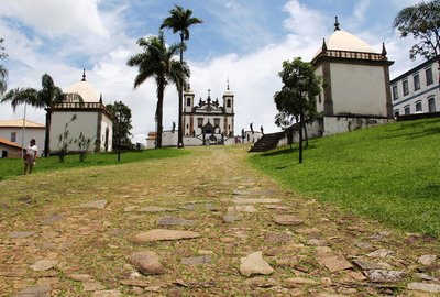 Santuário do Bom Jesus de Matosinhos caminhos — Antônio Francisco Lisboa "Aleijadinho"