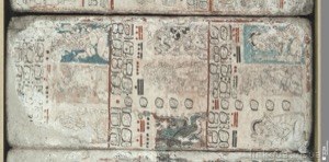 Fragmento de Códice Maya con Jeroglíficos y Figuras
