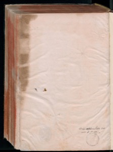 Libro antiguo con páginas amarillentas y encuadernación desgastada — Bernardino de Sahagún