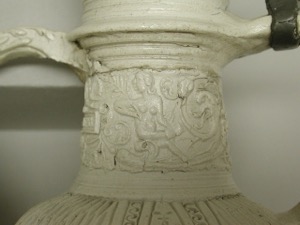 Detalle decorativo de jarra de cerámica antigua — Anónimo