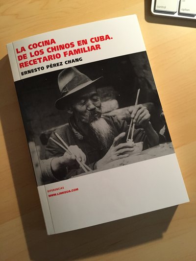 China en Cuba, con retrato de un hombre chino — Perez Chang Cocina China