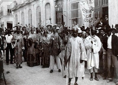 Comparsa de los chinos del barrio de Col-n — Perez Chang Cocina China