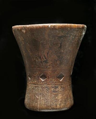 Vaso ceremonial — No identificado