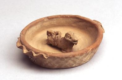 Plato de ofrendas — No identificado