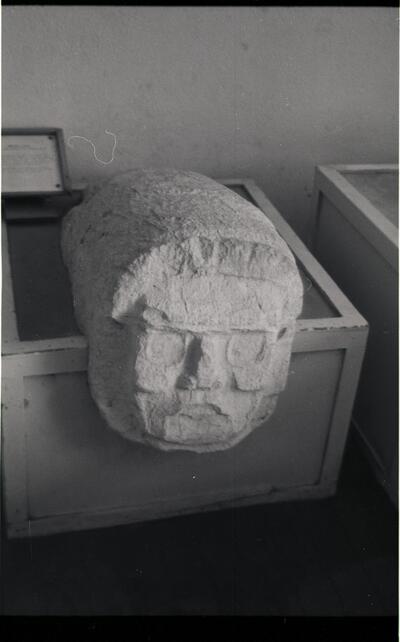 Caracol, Stone (CRC: Stn. 28) — No identificado