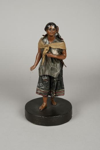 Hilandera con su hijo a la espalda - Figura — García, Andrés