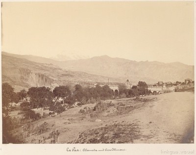La Alameda en La Paz con vistas al Illimani