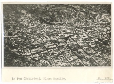 Luftbild von La Paz mit der Plaza Murillo