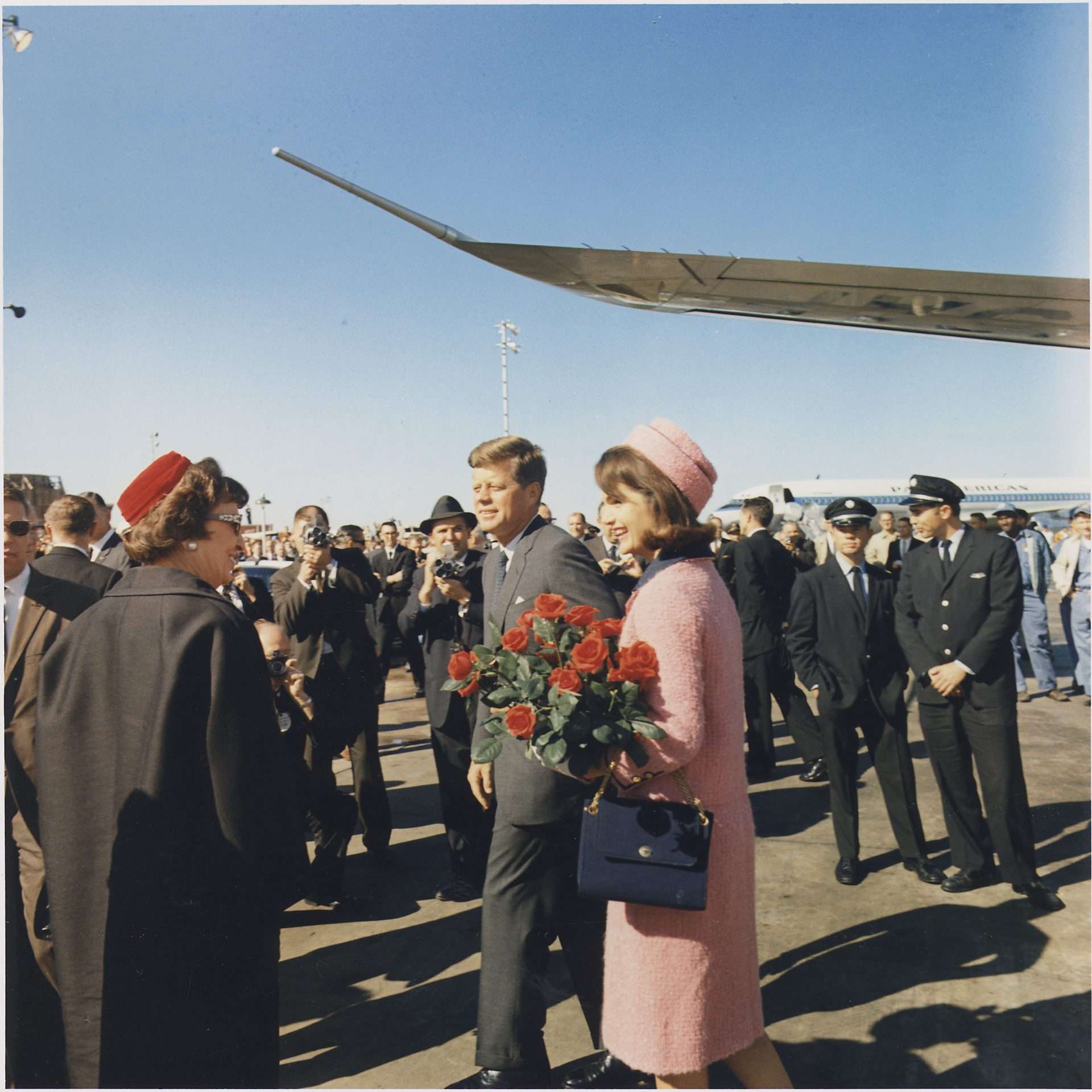 Llegada de Kennedy a Barcelona — Disparando Al Presidente