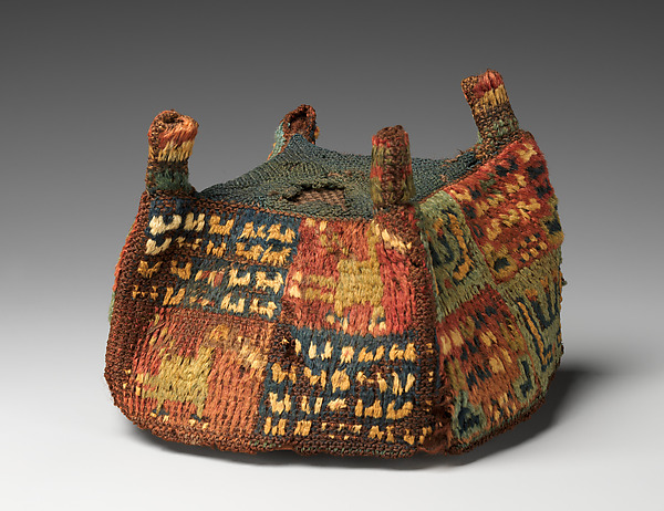 Four-Cornered Hat — Wari