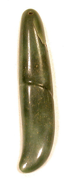 Tooth-Form Pendant — Olmec
